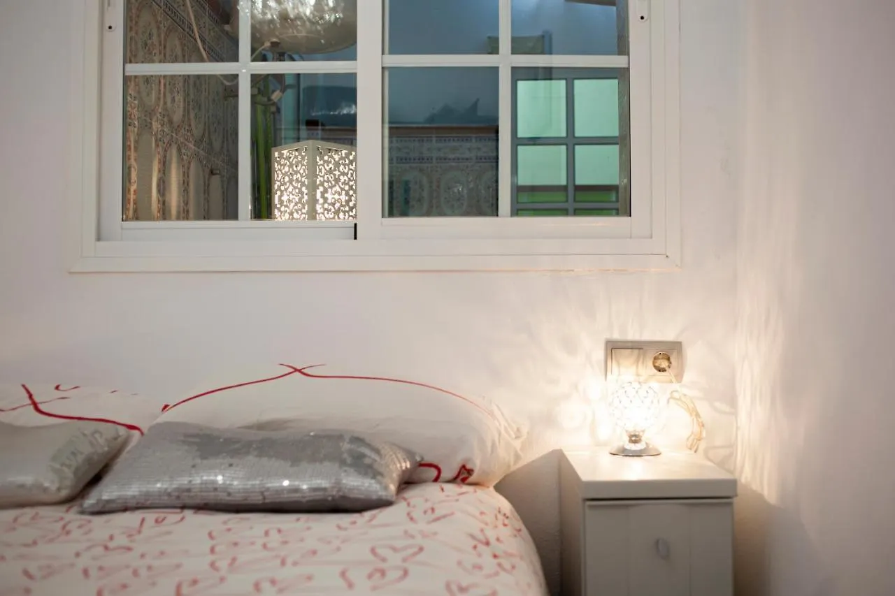 SimplyHosted Isabel La Católica Apartamento Cádiz
