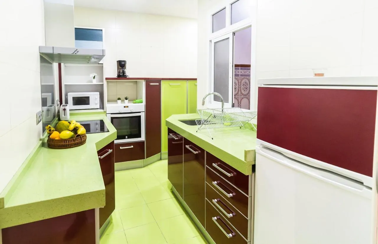 SimplyHosted Isabel La Católica Apartamento Cádiz